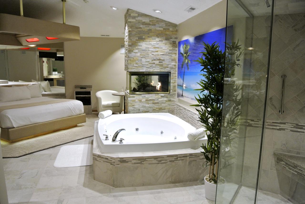 Sybaris Pool Suites Frankfort - Adults Only Extérieur photo