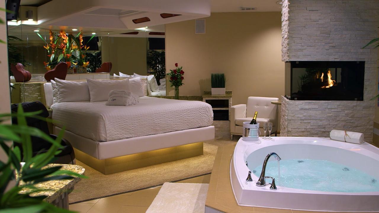 Sybaris Pool Suites Frankfort - Adults Only Extérieur photo